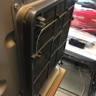 A1669☆在庫多数あり☆ダイニチ2006年製石油ファンヒーターの画像