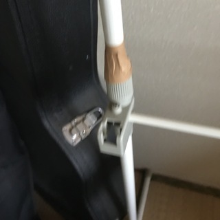 ハンガーラックの画像