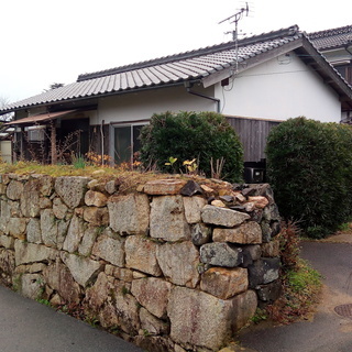 静かな住宅地にある借家（庭付き）3DKです　