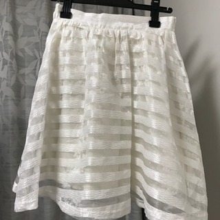 白いネコ様【2点以上まとめ買い限定価格】白レースボーダー スカート
