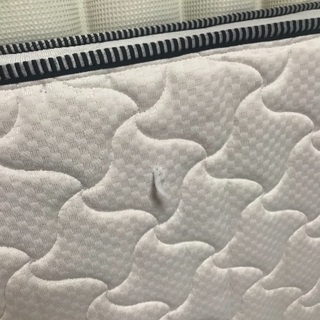 シングルベッド、シングルボンネルコイルマットレスの画像