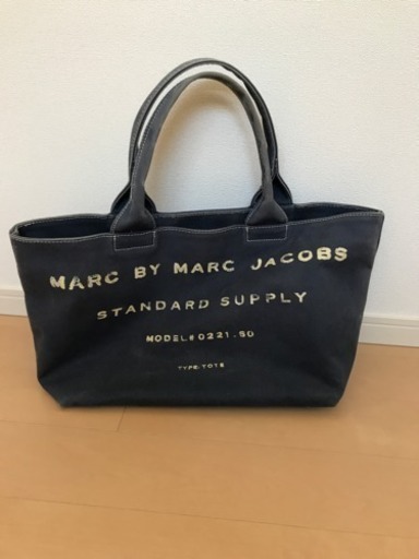 マークバイジェイコブズ トートバッグ