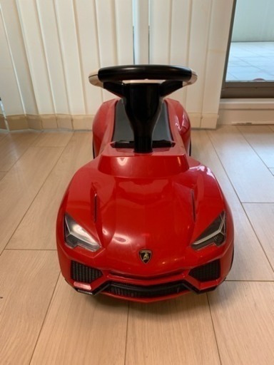 ランボルギーニアベンタドールの足こぎ玩具