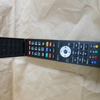 DVDレコーダー純正リモコン　DXB 32０のリモコンさしあげます。の画像