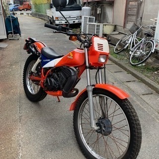 程度いいです！TLM50!タイヤ新品！