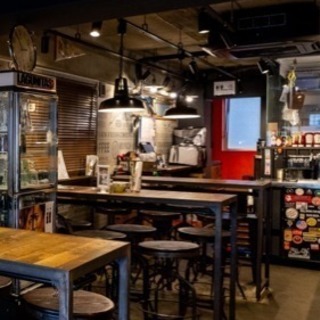 東京を代表するグルメバーガーの名店で、個性豊かなスタッフと一緒に働きませんか？の画像
