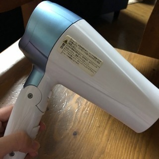 ドライヤー 少しジャンクの画像