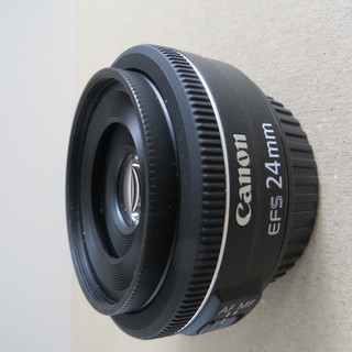 Canon 単焦点広角レンズ EF-S24mm F2.8 STMの画像