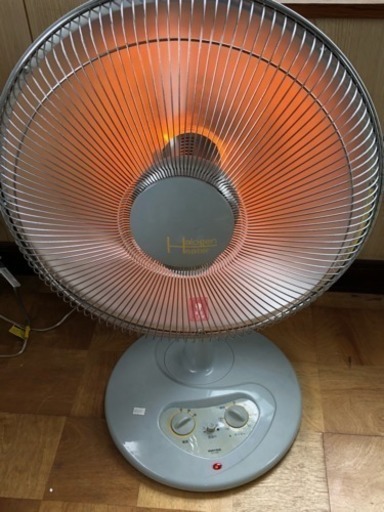 ハロゲンストーブ