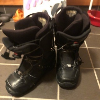 激安！SALOMONスノーボード ボード＋ブーツ  お得！！の画像