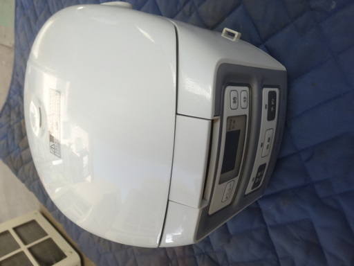 西５７８　タイガー　炊飯器　３合炊き　JAN－S550