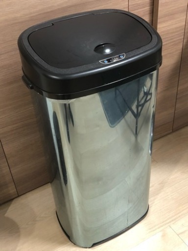 自動ステンレス ゴミ箱 【☆お譲りします☆】