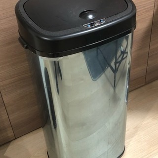 自動ステンレス ゴミ箱 【☆お譲りします☆】