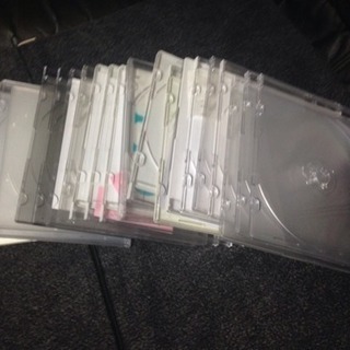 差し上げます‼️CDケース プラスチック２１枚