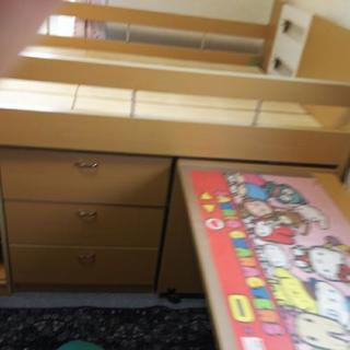 【値下げ】ロフトベッド･階段･机･収納付き＋椅子付きの画像