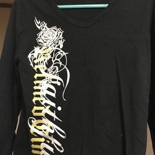 ロングTシャツ