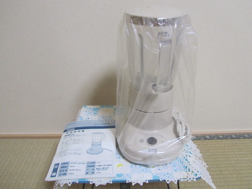 ジュースミキサー　　テスコム(TM88)　アイボリー  未使用保管品