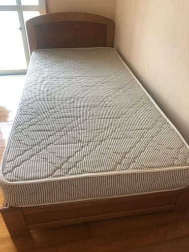 シングルベット、マットレス