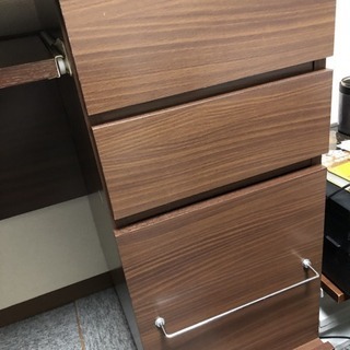 PCデスク 収納付きコンパクトデスクの画像