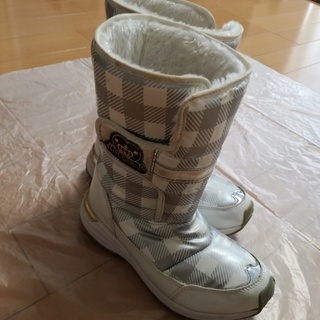 スノーブーツ21ｃｍ　数回の着用　小傷あり