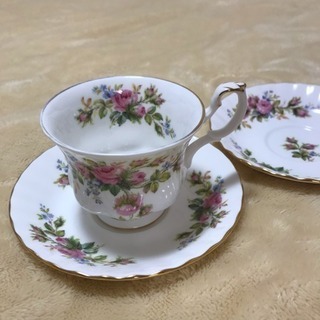 ロイヤルアルバート モスローズ カップ&ソーサー