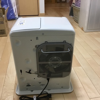 石油ファンヒーター  の画像