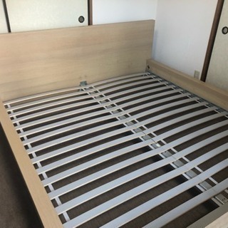 【イケア】キングサイズベットフレーム(MALM)