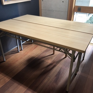 中古の折りたたみ会議机2台★ナチュラル色★サイズ1500x450...
