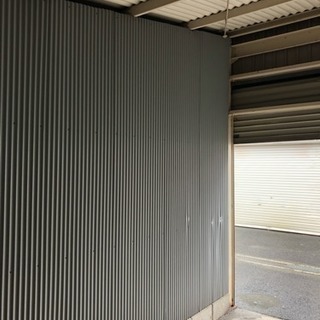 堺区 シャッター付ガレージ 宿院駅近く − 大阪府