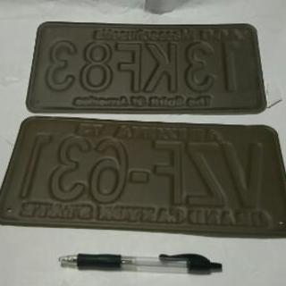 外国ナンバープレートの画像