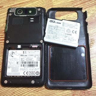 ジャンク au スマートフォン DIGNO ISW11K KYI11 ワンセグ テレビ ポータブル TV スマホ Android アンドロイド 携帯電話 IMEI 358678041399530の画像