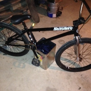 SUNDAY BMX