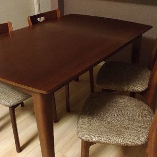 お取引中　ダイニングテーブル5点セット