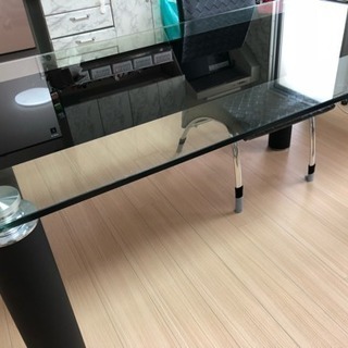 ダイニングテーブル