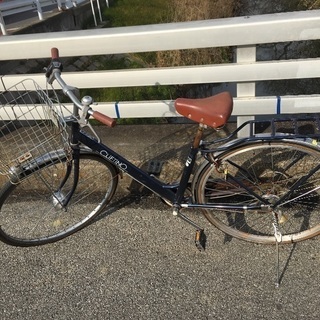 27インチ Cliftino 中古自転車 オートライト6段ギア付き