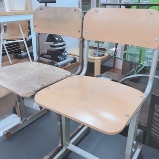 アンティークな椅子 2つセットで特別価格