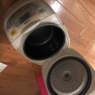 《美品》炊飯器２/１０までの画像