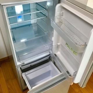 シャープ ノンフロン冷凍冷蔵庫の画像