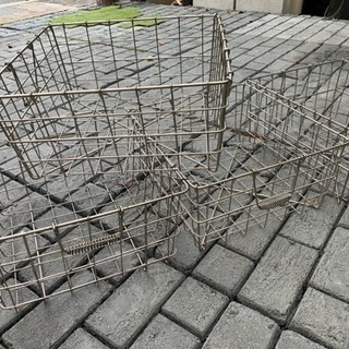 給食カゴの画像