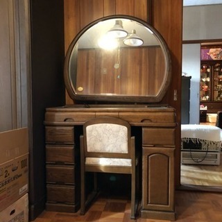 鏡台の画像