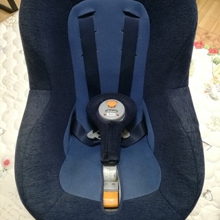 COMBI製のチャイルドシート
