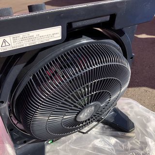 値下げしました！　25cmボックス扇風機 山善製 タイマー付 カーボンブラックの画像