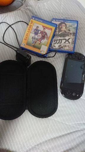 Vita、カセット、カバー、充電器つき