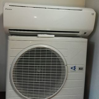 ダイキン エアコンAN22PSK-W 6畳対応 光速ストリーマ搭載Eシリーズ