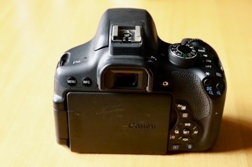WiFiですぐに送れる！/レンズ等付＊CANON EOS Kiss X8i ﾎﾞﾃﾞｨ【2420万画素】