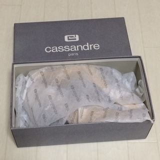 新品同様 23.5位　革製　9cmヒールパンプス　ベージュの画像