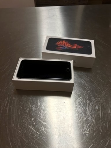 Apple iPhone6s 64GB スペースグレイ au SIMフリー化済