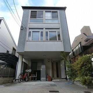 東大阪市 瓢箪山【鉄骨造 注文住宅】ﾙｰﾌﾊﾞﾙｺﾆｰ有り 駐車ｽﾍﾟｰｽ2台☆ LDK20帖！の画像