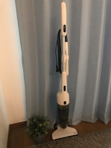 スティック型クリーナー サイクロン