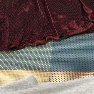 Nomine ベロア赤スカートの画像